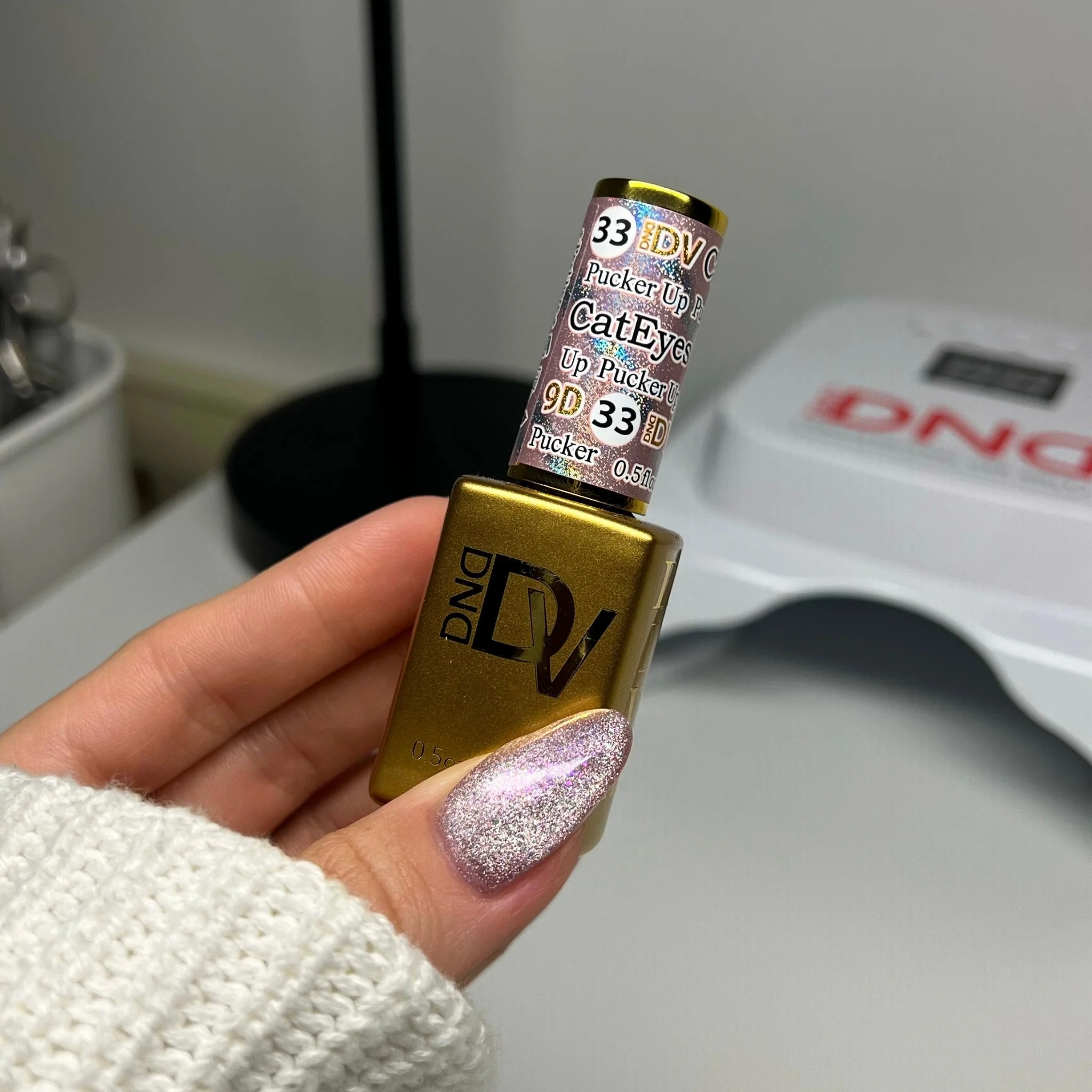 DIVA 9D Cat Eye Daydream #33 - Pucker Up - Image 6