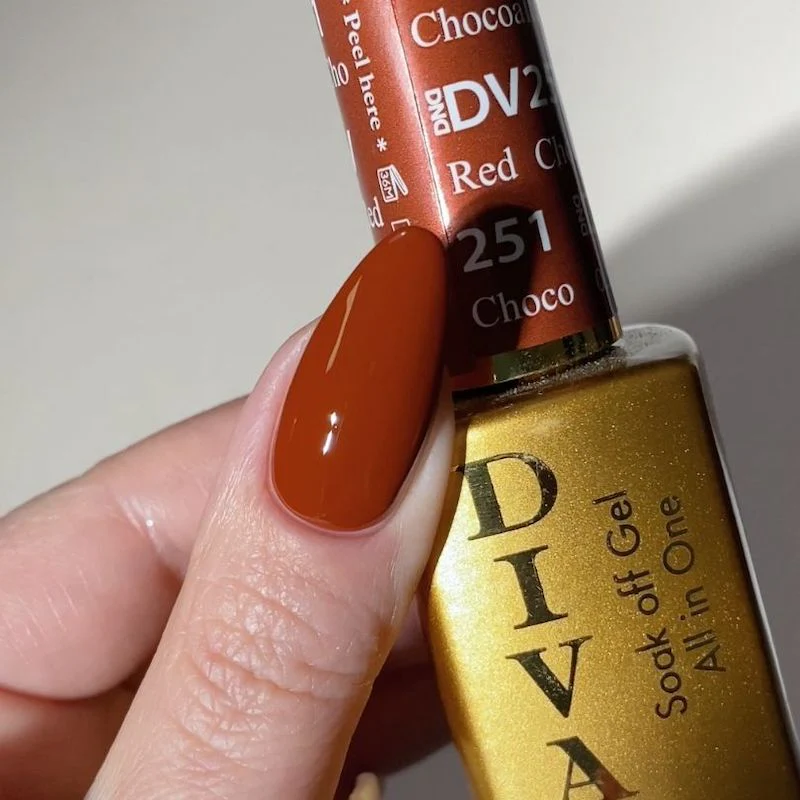 Chocolate Red DIVA #251 - Image 8