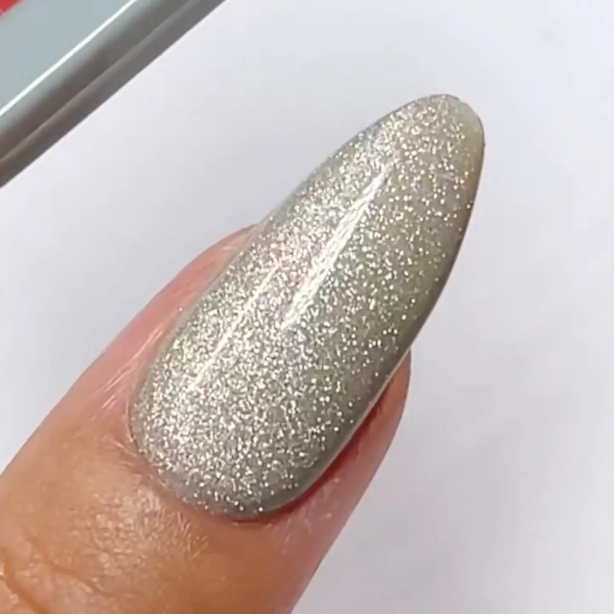 9D Cat Eye Creamy #30 — Korat Stardust - Image 3