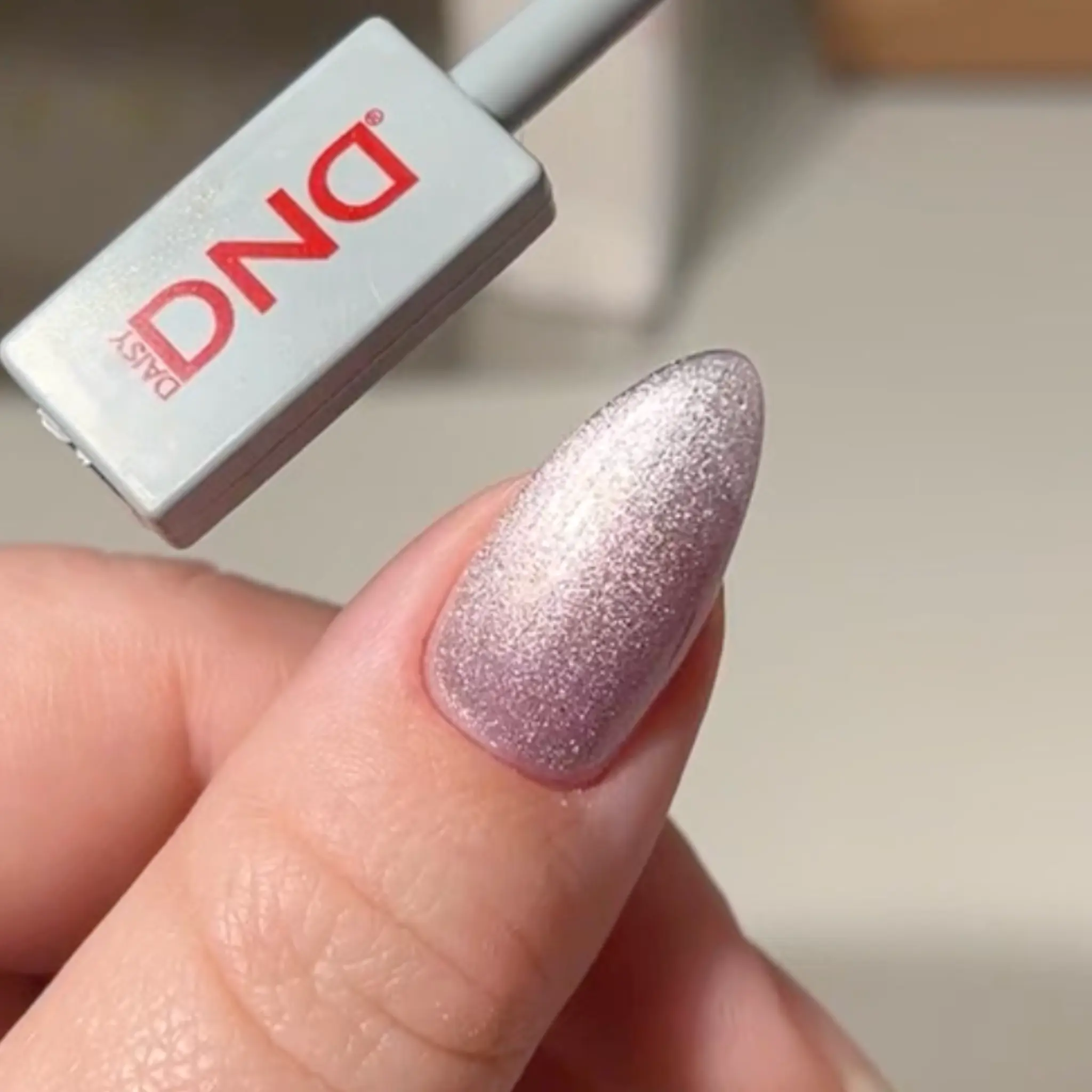 9D Cat Eye Creamy #34 — Royal Paws - Image 3