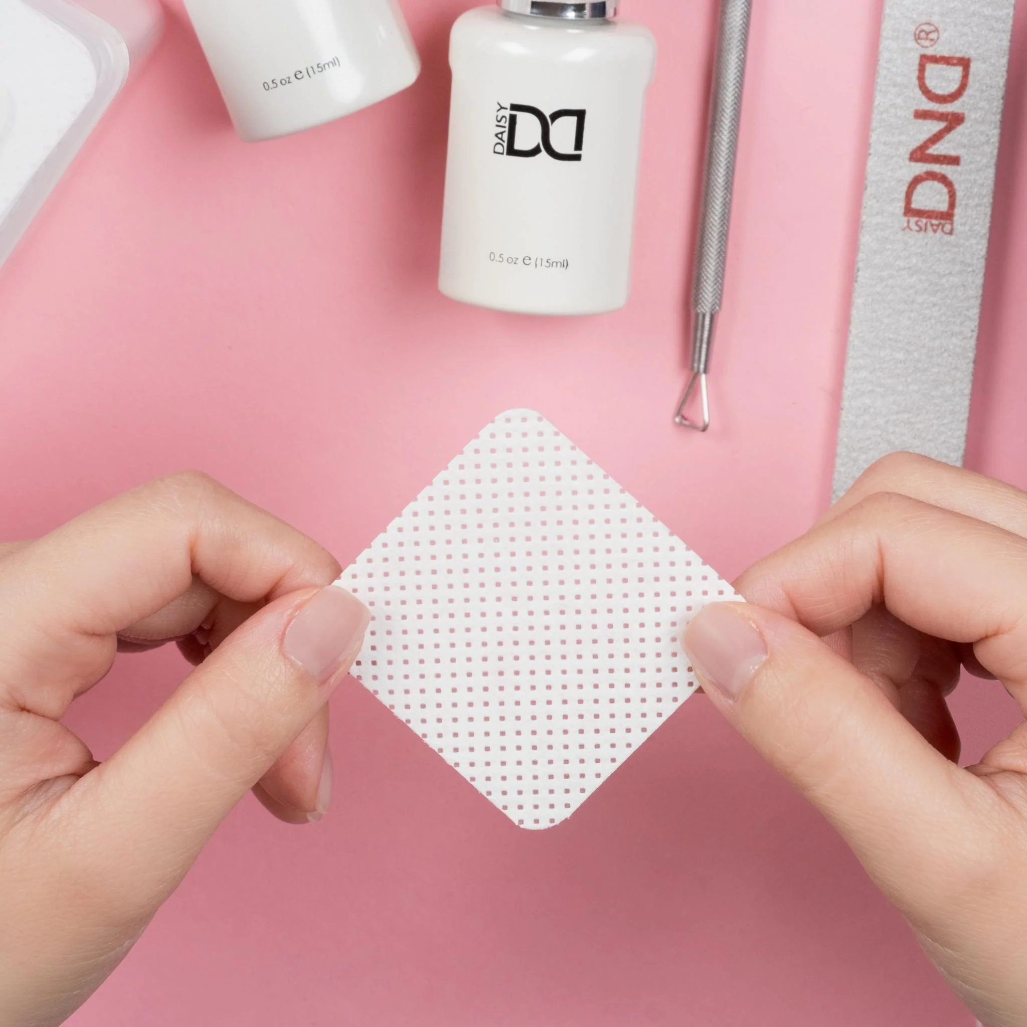 Lint-Free Nail Wipes - Image 4