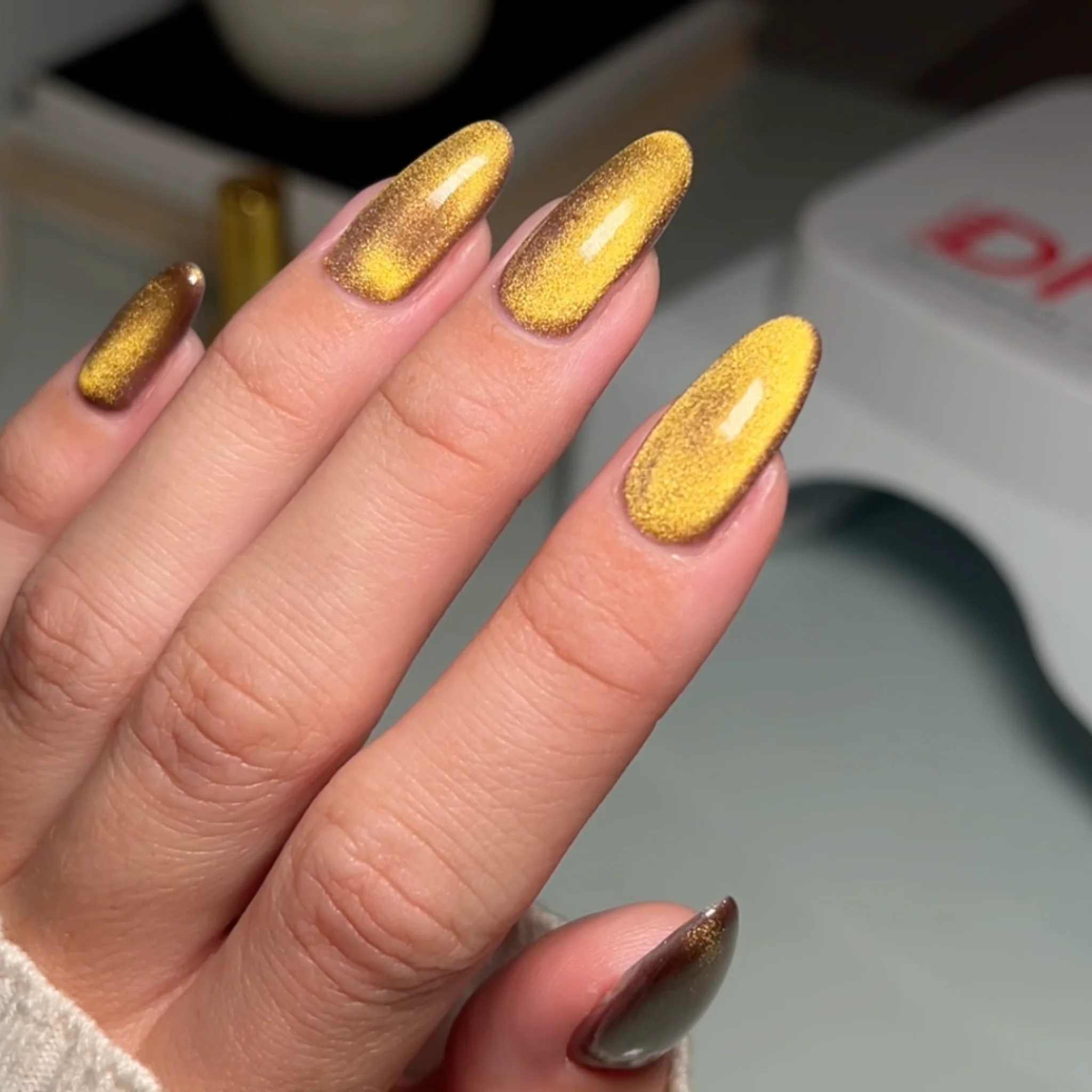 9D Cat Eye Smoothie #10 - Ember Enchantress - Image 3